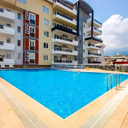 아파트 Luxury Apartment, Fully Furnished 알란야