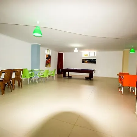아파트 Luxury Apartment, Fully Furnished *